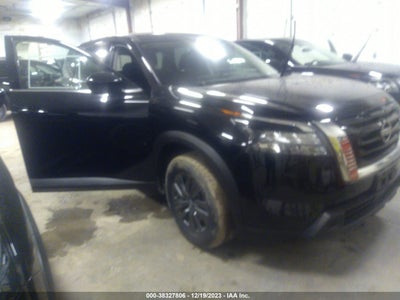 Nissan Pathfinder 2024