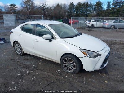Scion Ia 2016