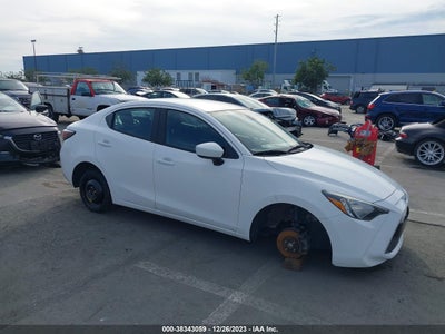Scion Ia 2016