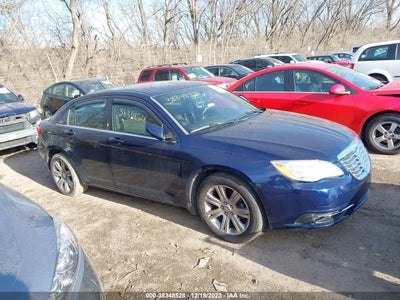 CHRYSLER 200 2014