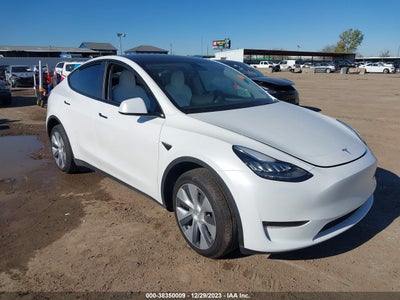 Tesla Model y 2023