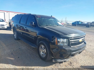 Chevrolet Suburban 1500 2010