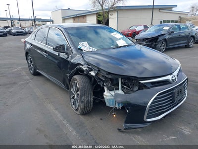Toyota Avalon 2016