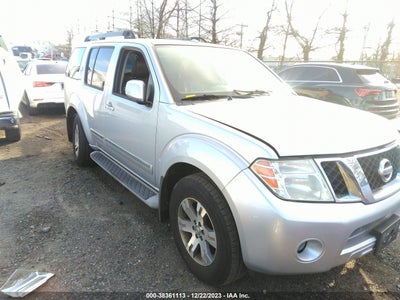 Nissan Pathfinder 2011