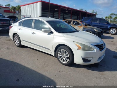 Nissan Altima 2015