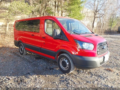 Ford Transit-150 2016