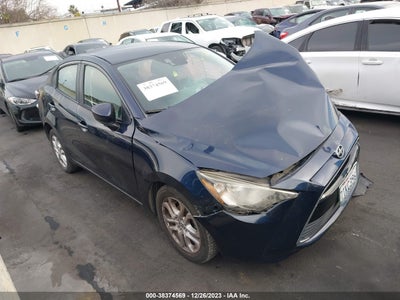 Scion Ia 2016