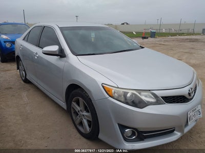 Toyota Camry 2014