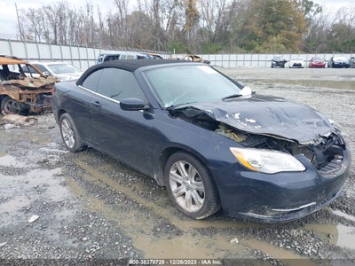 Chrysler 200 2012