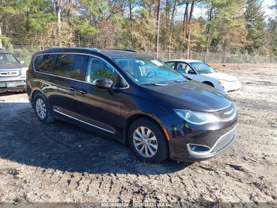 Chrysler Pacifica 2018