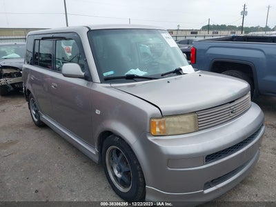 Scion Xb 2004
