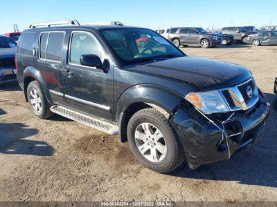 Nissan Pathfinder 2011