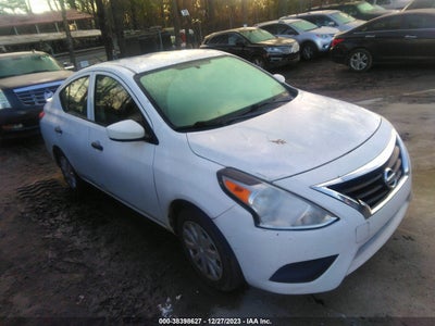 Nissan Versa 2018