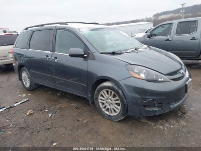 Toyota Sienna 2010