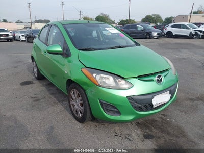 Mazda 2 2011