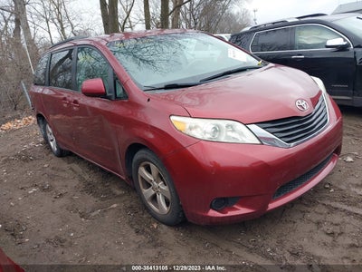 Toyota Sienna 2011