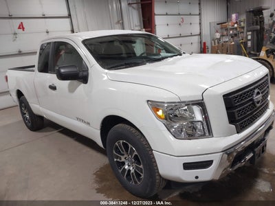 Nissan Titan 2024