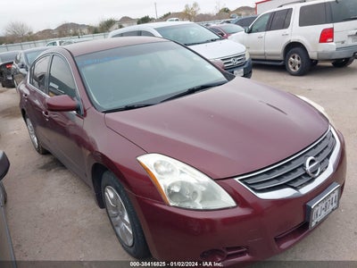 Nissan Altima 2010