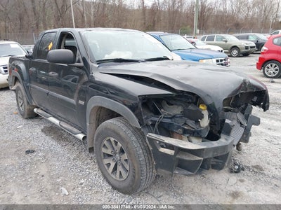 Mitsubishi Raider 2006