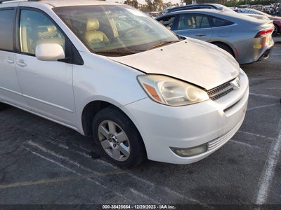 Toyota Sienna 2004