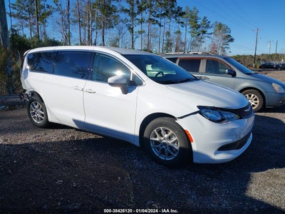 Chrysler Voyager 2023