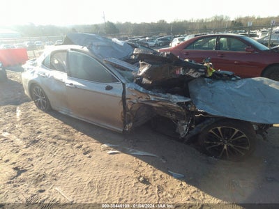 Toyota Camry 2019