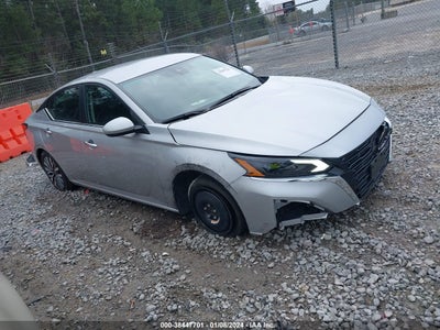 Nissan Altima 2023
