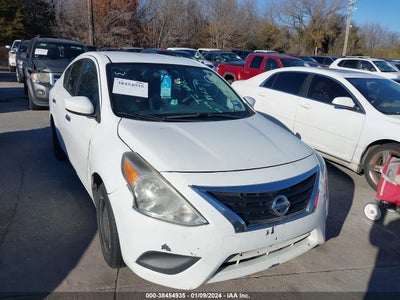 Nissan Versa 2016