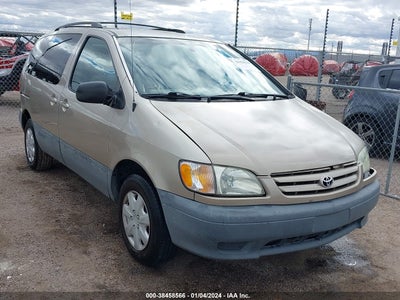 Toyota Sienna 2003