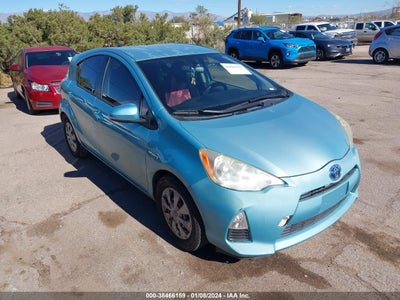 Toyota Prius c 2013