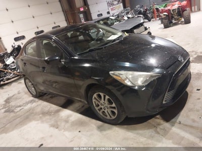 Scion Ia 2016