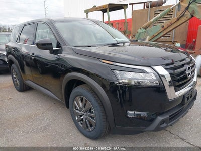 Nissan Pathfinder 2024