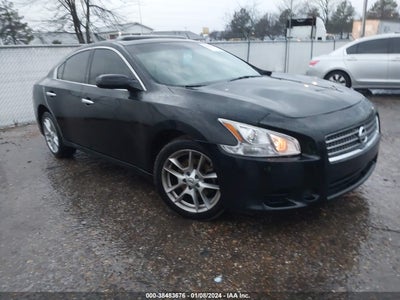 Nissan Maxima 2011