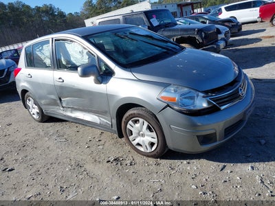 Nissan Versa 2011