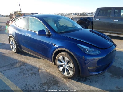 Tesla Model y 2023