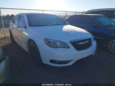 Chrysler 200 2014