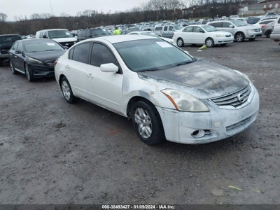 Nissan Altima 2012