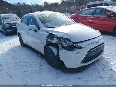 Scion Ia 2016
