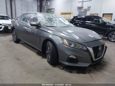 Nissan Altima 2021