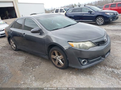Toyota Camry 2014