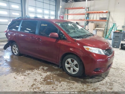 Toyota Sienna 2014