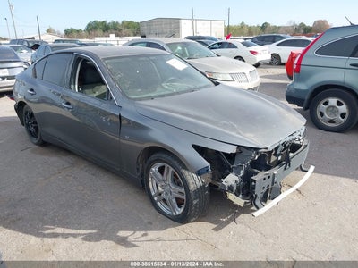 Infiniti Q50 2014