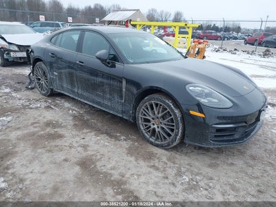 Porsche Panamera 2022
