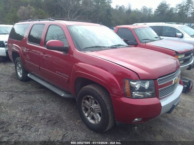 Chevrolet Suburban 1500 2013