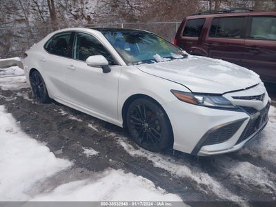 Toyota Camry 2021