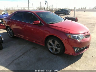 TOYOTA CAMRY 2012