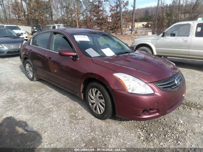 Nissan Altima 2010