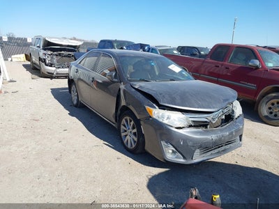 Toyota Camry 2014