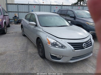 Nissan Altima 2015
