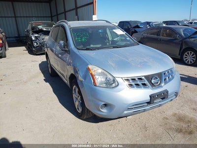 Nissan Rogue 2011